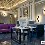Q71 Timeless Suites